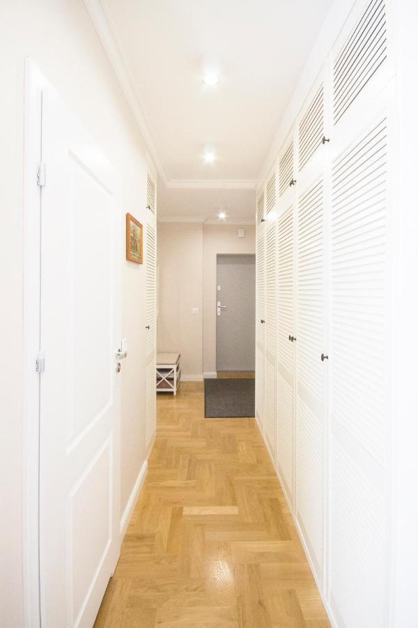 Apartament Prowansalski Z Miejscem Parkingowym グダニスク エクステリア 写真
